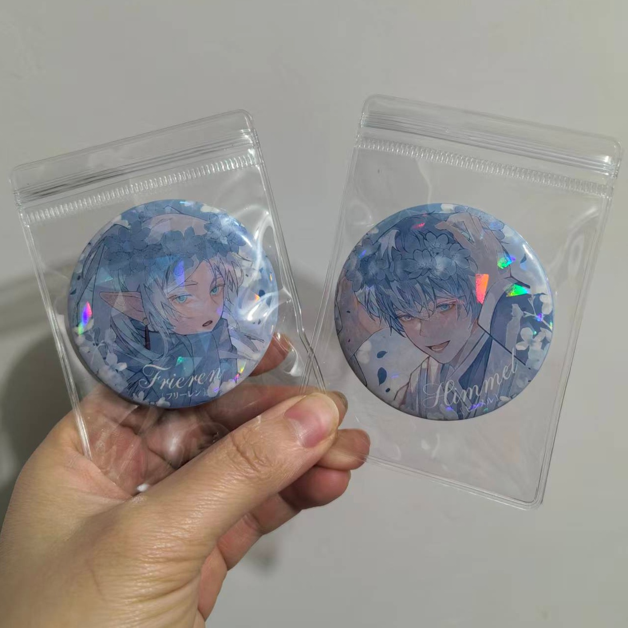 Anime Frieren Himmel Badge Car - огляд і ціна Frieren Cosplay Prop